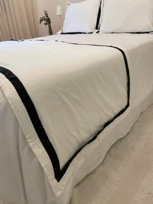 Peseira Florença Branca - Detalhe em fita de cetim